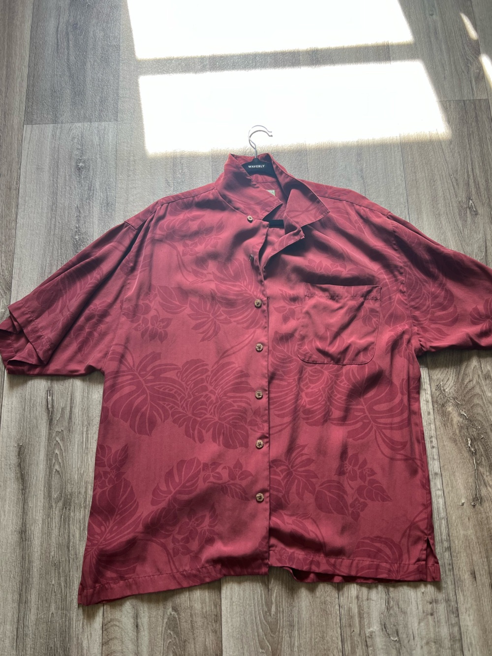 Tommy Bahama Burgundy Red Silk Monstere Leaf Floral Hawaiian Camp Shirt